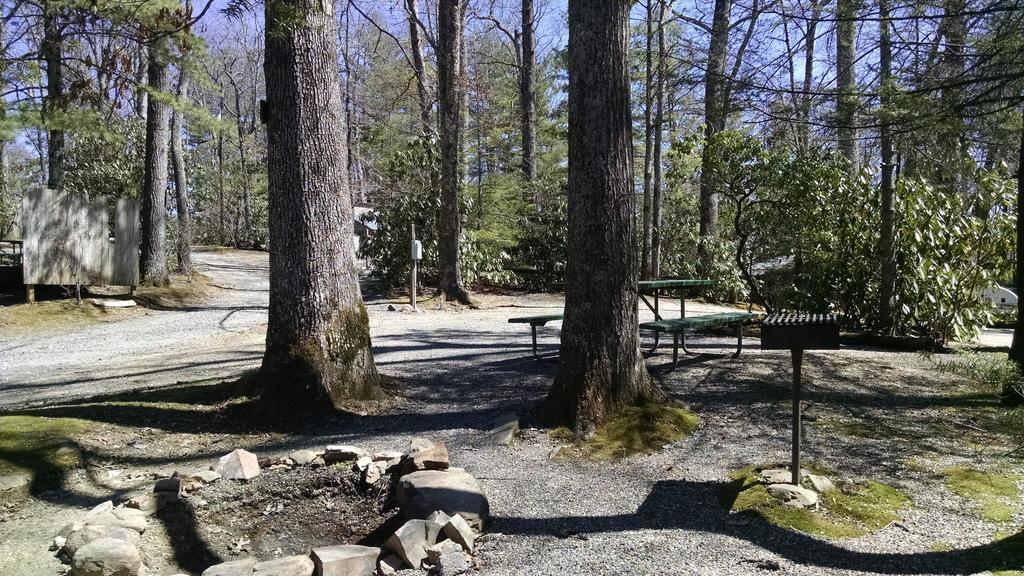 Linville Falls Campground, Rv Park, And Cabins Luaran gambar
