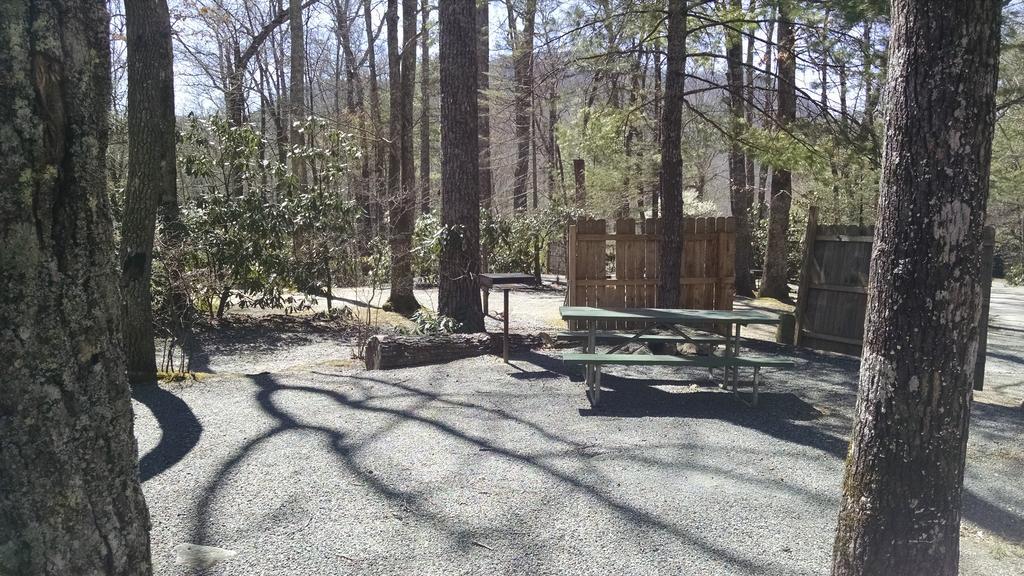 Linville Falls Campground, Rv Park, And Cabins Luaran gambar