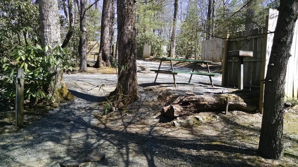 Linville Falls Campground, Rv Park, And Cabins Luaran gambar