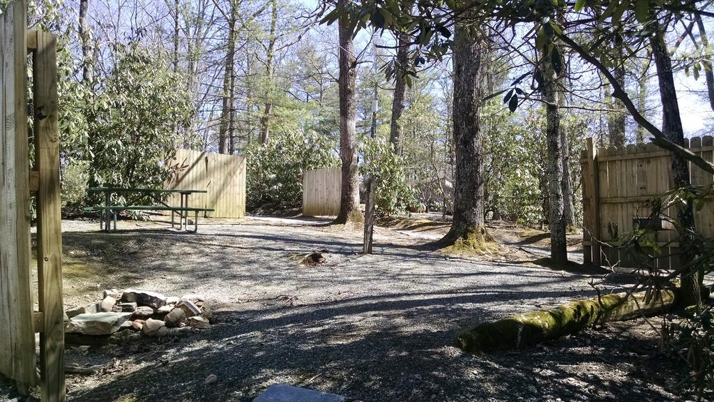 Linville Falls Campground, Rv Park, And Cabins Luaran gambar