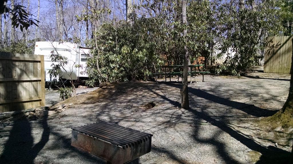 Linville Falls Campground, Rv Park, And Cabins Luaran gambar