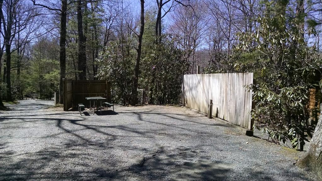 Linville Falls Campground, Rv Park, And Cabins Luaran gambar