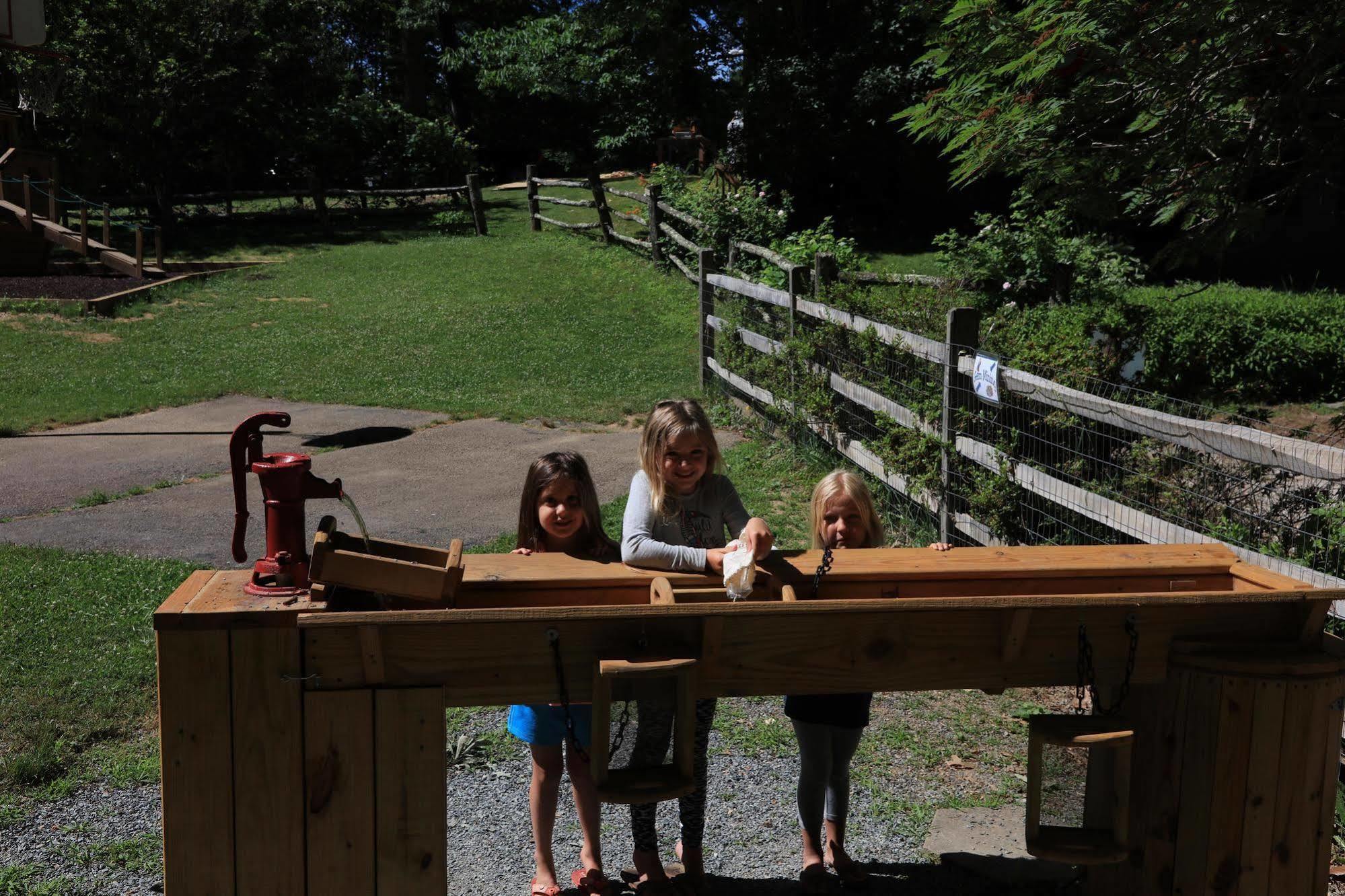 Linville Falls Campground, Rv Park, And Cabins Luaran gambar